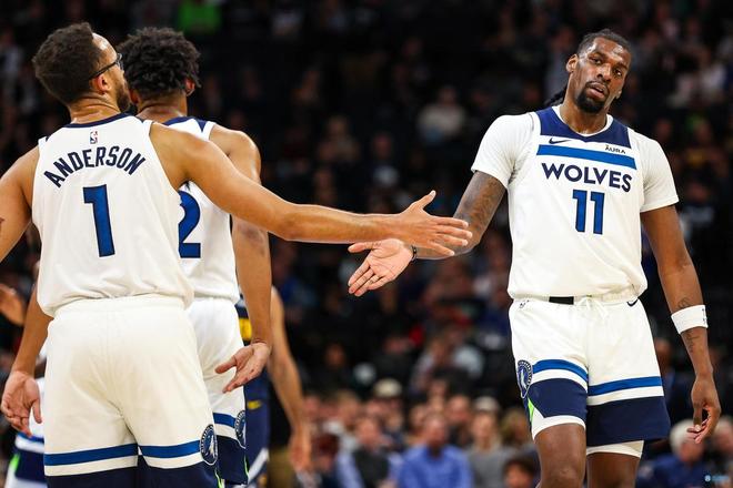 世界第一盘带？看他就够（盘带谁称王？看他就够了）