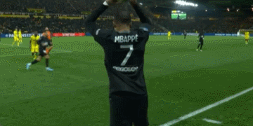 都灵主帅：战平尤文后，主席卡伊罗来更衣室祝贺了球员